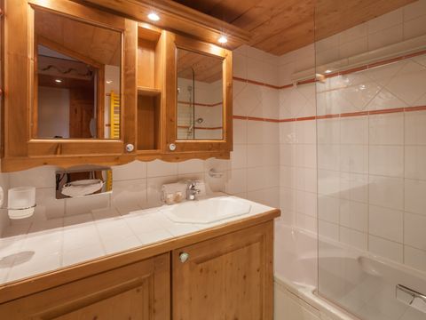 APPARTEMENT 6 personnes - (max. 4 adultes) Standard