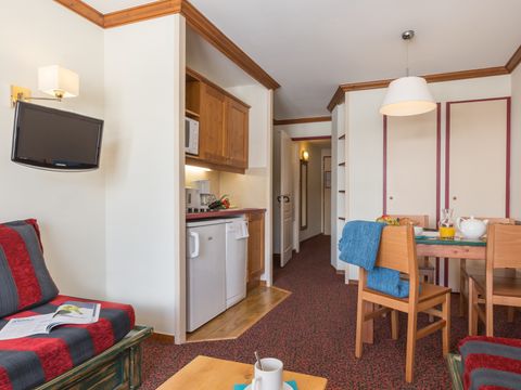 APPARTEMENT 4 personnes - - 1 COIN NUIT - VUE MONTAGNE 