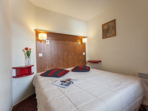 APPARTEMENT 6 personnes - - 1 CHAMBRE + 1 COIN NUIT - VUE MONTAGNE