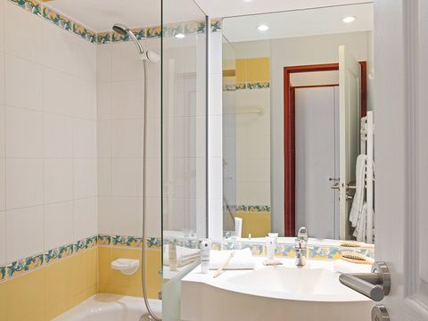 APPARTEMENT 4 personnes - - 1 CHAMBRE - VUE MONTAGNE 