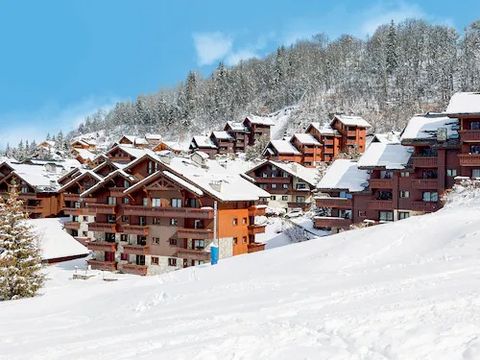 Pierre & Vacances Premium Résidence Les Fermes de Méribel - Camping Savoie