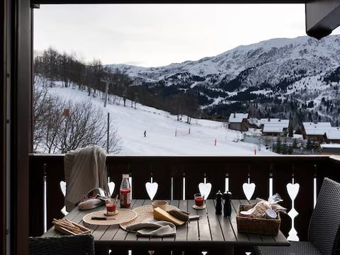 Pierre & Vacances Premium Résidence Les Fermes de Méribel - Camping Savoie - Image N°7