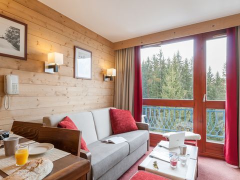 STUDIO 4 personnes - 1 coin nuit