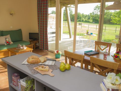 APPARTEMENT 7 personnes - 1 CHAMBRE + 1 COIN NUIT - TERRASSE OU BALCON