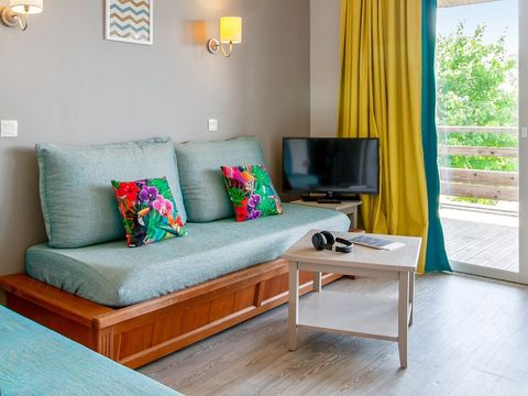 APPARTEMENT 7 personnes - 1 CHAMBRE + 1 COIN NUIT - TERRASSE OU BALCON
