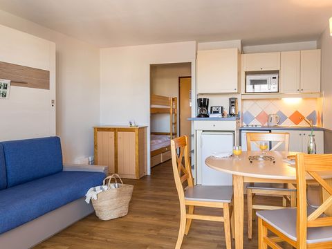 STUDIO 4 personnes - 1 coin nuit - Balcon