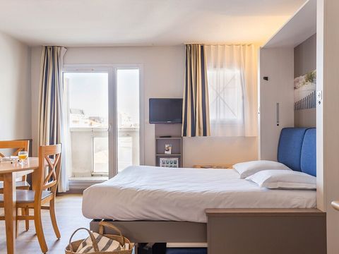 STUDIO 4 personnes - 1 coin nuit - Balcon