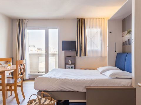 STUDIO 4 personnes - 1 coin nuit – Balcon
