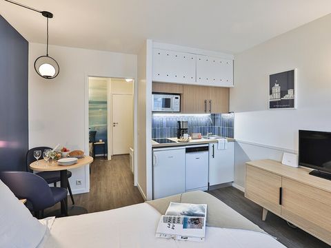 STUDIO 3 personnes - 1 coin nuit - Rénové