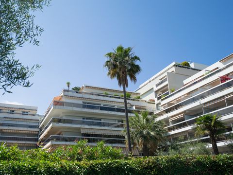 Pierre & Vacances Residence La Rostagne - Camping Alpes-Maritimes