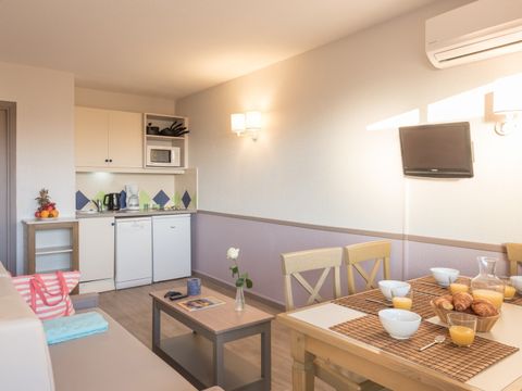 STUDIO 4 personnes - 1 COIN NUIT - CLIMATISATION - VUE MER