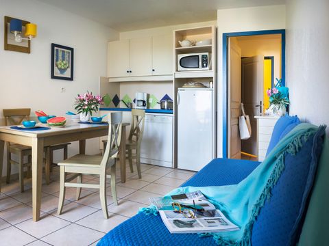 APPARTEMENT 6 personnes - 1 CHAMBRE + 1 COIN NUIT - CLIMATISATION