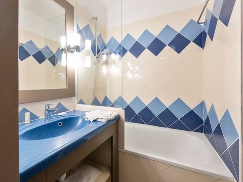 APPARTEMENT 6 personnes - 1 CHAMBRE + 1 COIN NUIT - CLIMATISATION