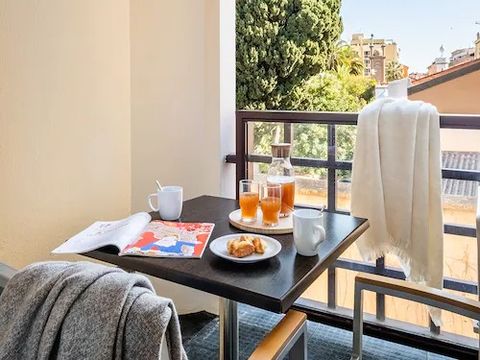 STUDIO 4 personnes - Studio 4 personnes, 1 coin nuit, balcon, climatisé, vue cour, rénové