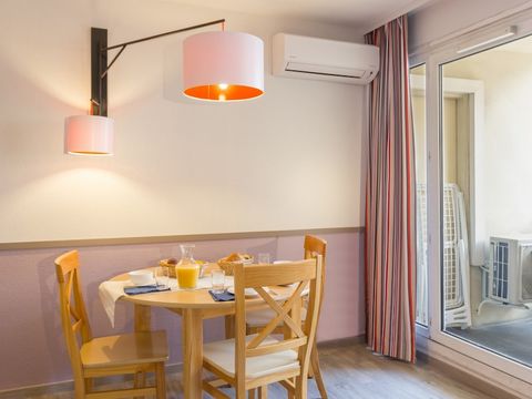 STUDIO 4 personnes - 1 coin nuit – Balcon – Climatisé