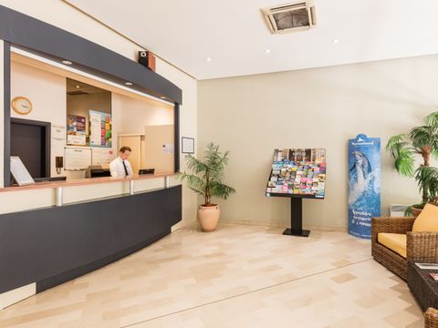 Pierre & Vacances Residence Les Citronniers - Camping Alpes-Maritimes - Image N°6