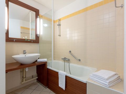 APPARTEMENT 4 personnes - 1 coin nuit - Terrasse