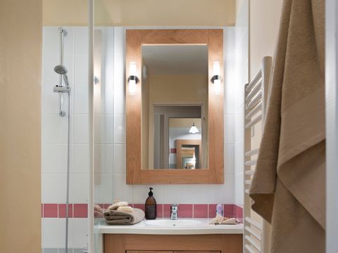 APPARTEMENT 7 personnes - 1 chambre + 1 coin nuit- Terrasse ou balcon