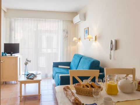 STUDIO 4 personnes - 1 Coin nuit - Balcon