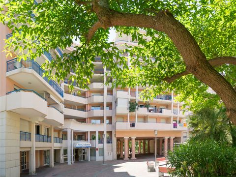 Pierre & Vacances Residence Les Rivages du Parc - Camping Alpes-Maritimes - Image N°6