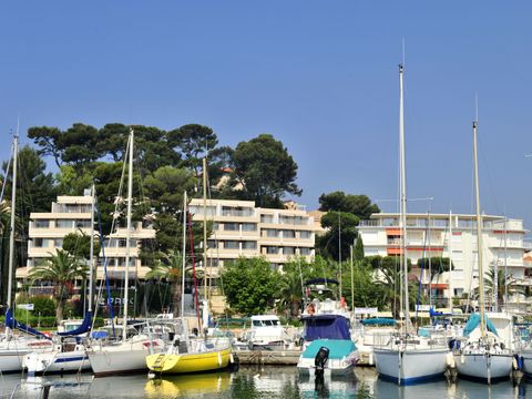 Pierre & Vacances Residence Bandol Port - Camping Var - Image N°2