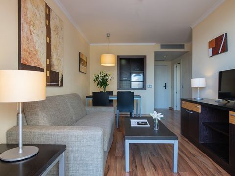 APPARTEMENT 4 personnes - 1 chambre - balcon (max 3 adultes)
