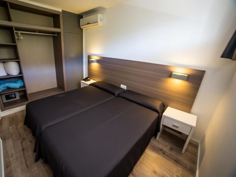 APPARTEMENT 4 personnes - 1 CHAMBRE - VUE MER - TERRASSE