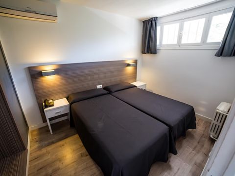 APPARTEMENT 3 personnes - 1 CHAMBRE - TERRASSE