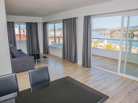 APPARTEMENT 4 personnes - 3 adultes + 1 enfant de moins de 15 ans - 1 chambre - Vue mer - Balcon