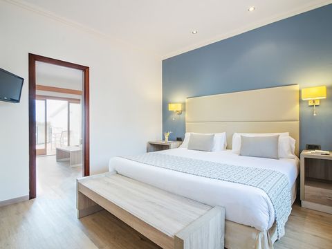 CHAMBRE 2 personnes - Suite supérieure - Rooftop - Vue mer - Petit-déjeuner inclus