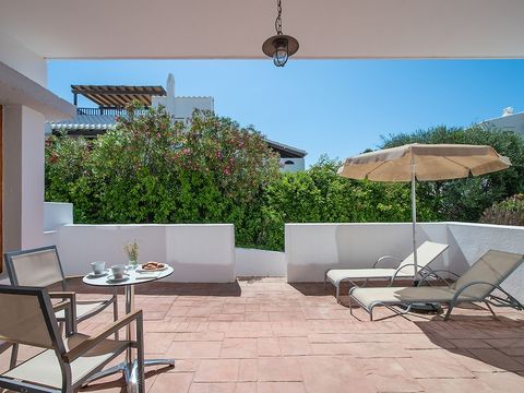 CHAMBRE 2 personnes - Supérieur - Terrasse ou Balcon - Petit-déjeuner inclus