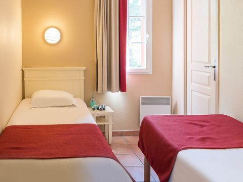 APPARTEMENT 8 personnes - 3 CHAMBRES - BALCON - RÉNOVÉ