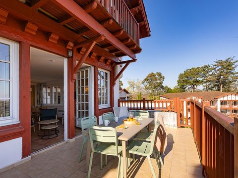 APPARTEMENT 7 personnes - 2 CHAMBRES - TERRASSE SPACIEUSE - VUE DÉGAGÉE - RÉNOVÉ