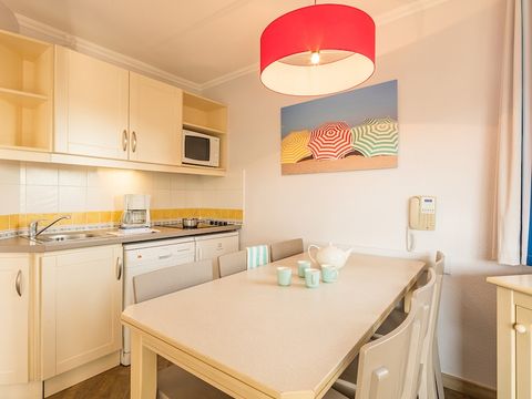 APPARTEMENT 6 personnes - - 1 chambre + 1 alcôve - Terrasse ou balcon - climatisation