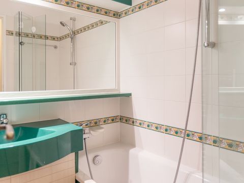 Appartement 6 personnes - - 1 chambre + 1 alcôve - Terrasse ou balcon - Eco