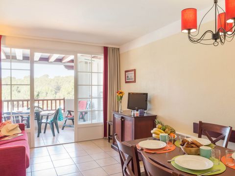 STUDIO 4 personnes - 1 Coin nuit - Terrasse ou Balcon - Rénové