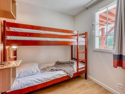 APPARTEMENT 6 personnes - 1 chambre + 1 coin nuit - Terrasse ou balcon - Rénové