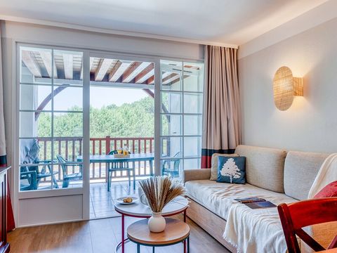 APPARTEMENT 6 personnes - 1 chambre + 1 coin nuit - Terrasse ou balcon - Rénové