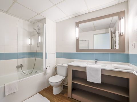 STUDIO 4 personnes - 1 alcôve de couchage - Terrasse ou balcon