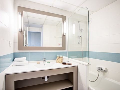 STUDIO 4 personnes - 1 alcôve de couchage - Terrasse ou balcon