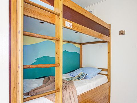 STUDIO 4 personnes - 1 alcôve de couchage - Terrasse ou balcon