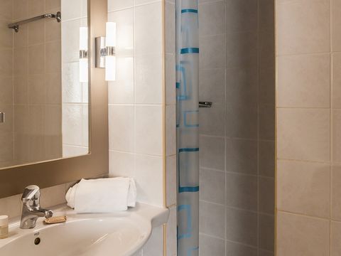 APPARTEMENT 6 personnes - - 2 chambres - Terrasse - Rez-de-chaussée