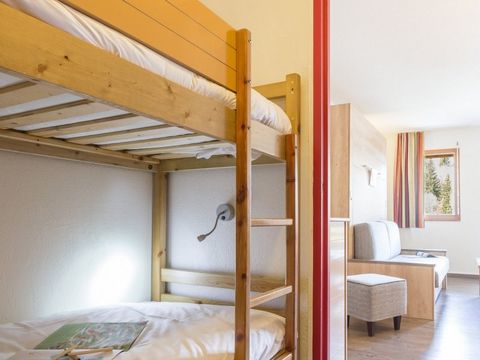 STUDIO 4 personnes - (max 2 adultes) Studio - 1 zone de couchage - Rénové