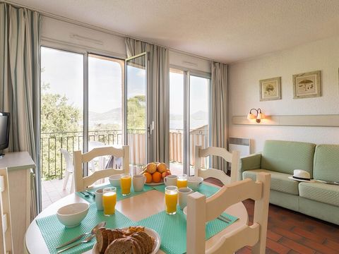 STUDIO 4 personnes - 1 coin nuit - Terrasse ou balcon
