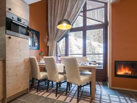 APPARTEMENT 8 personnes - 3 CHAMBRES - BALCON - VUE MONTAGNE