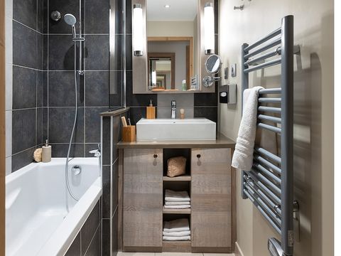 APPARTEMENT 4 personnes - 1 CHAMBRE - BALCON