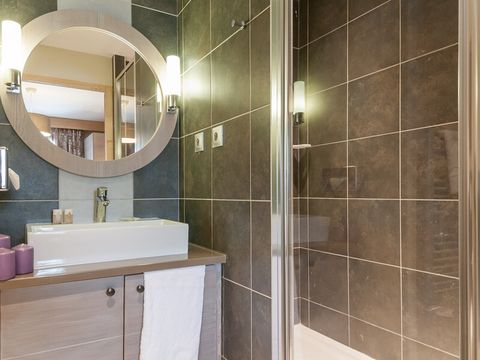 APPARTEMENT 6 personnes - 2 CHAMBRES - BALCON 