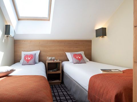 APPARTEMENT 8 personnes - 3 CHAMBRES - BALCON - VUE MONTAGNE