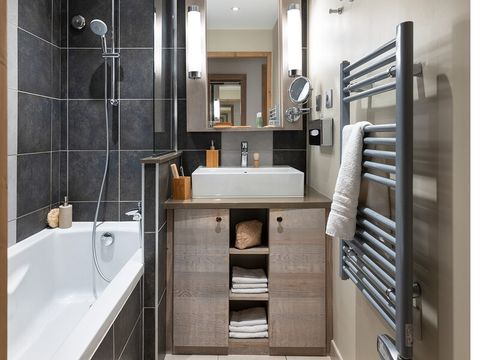 APPARTEMENT 4 personnes - 1 CHAMBRE - BALCON - DIMANCHE