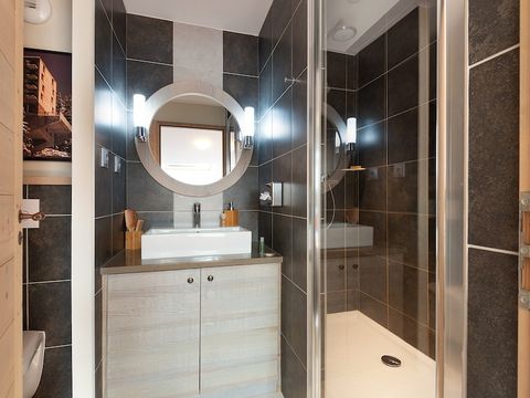 APPARTEMENT 6 personnes -  2 CHAMBRES - BALCON - VUE MONTAGNE - DIMANCHE